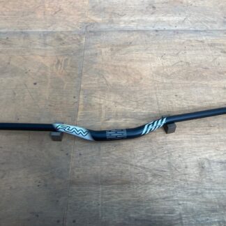 Funn Full On Handlebars 785mm X 31.8mm, 30mm Rise